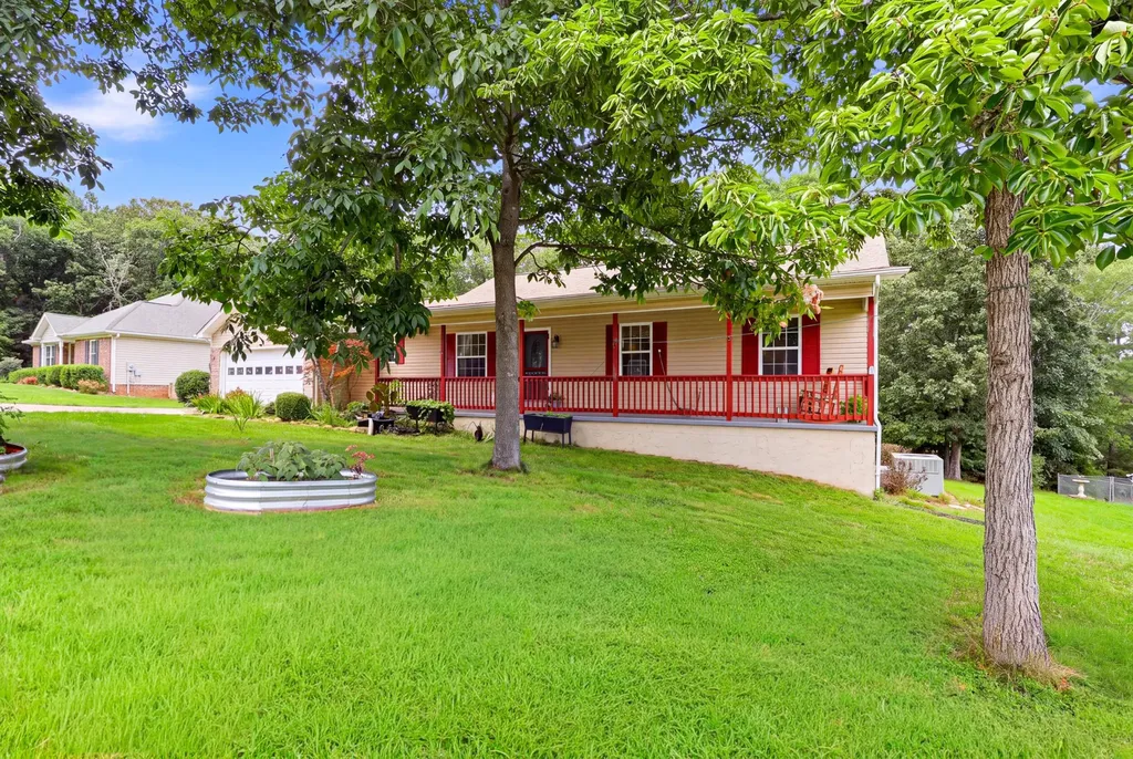 160 Pine Ridge Drive Dayton TN 37321