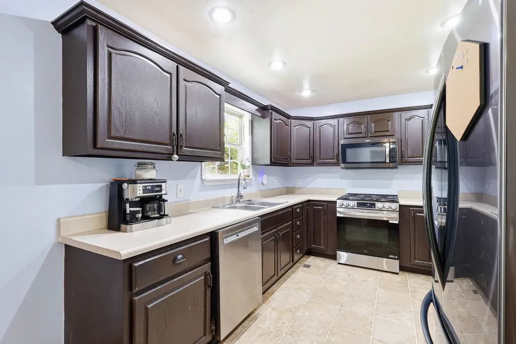 160 Pine Ridge Drive Dayton TN 37321