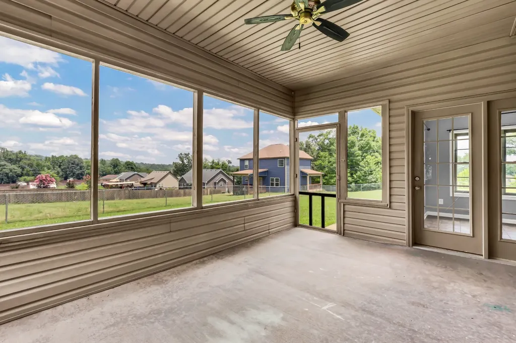 1453 Rustys Lane Clarksville TN 37042
