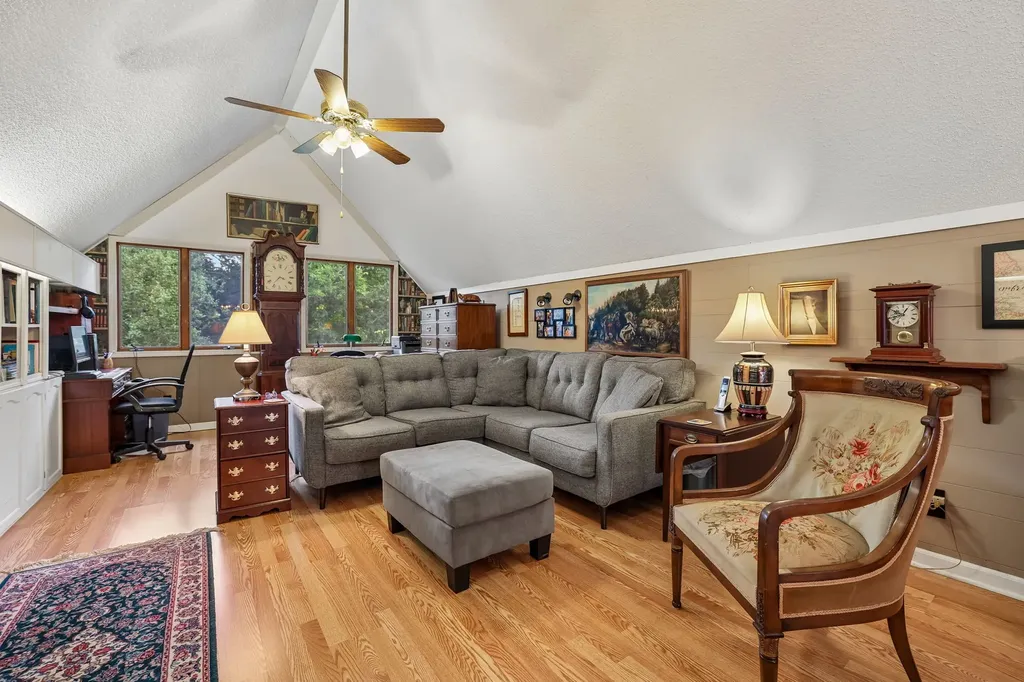 11627 Bell Buckle Road Bell Buckle TN 37020