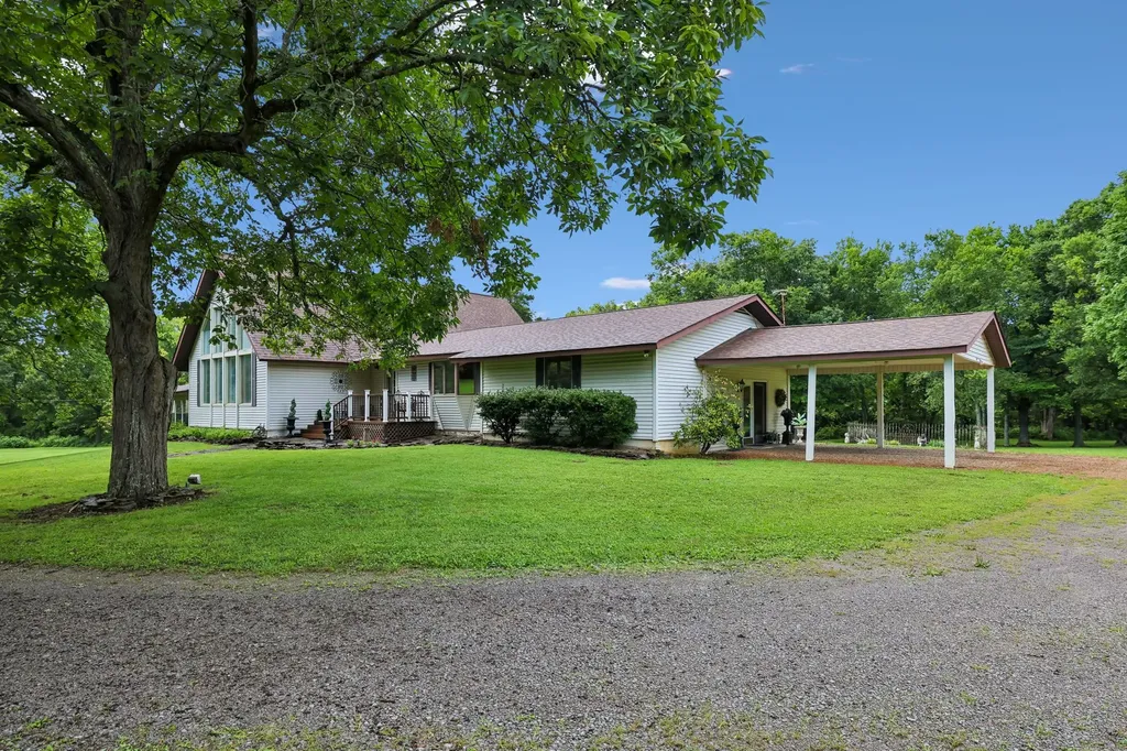 11627 Bell Buckle Road Bell Buckle TN 37020