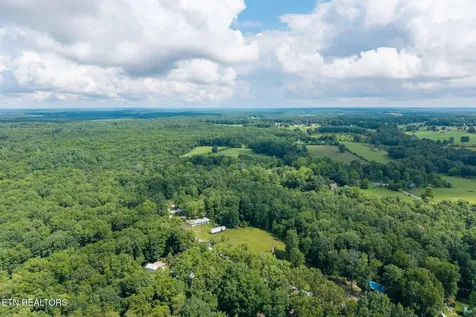 494 Sampson Road Crossville TN 38572