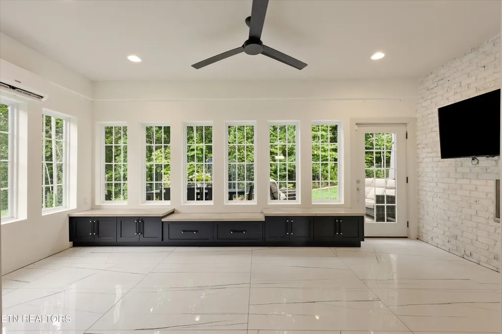 9335 Paradise Valley Lane Knoxville TN 37922