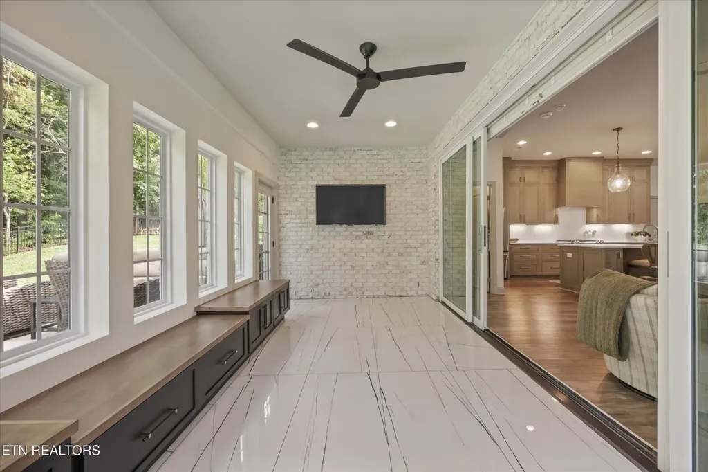 9335 Paradise Valley Lane Knoxville TN 37922
