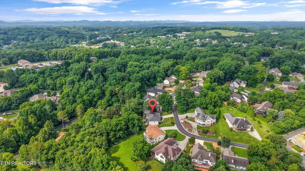 239 Ootsima Way Loudon TN 37774