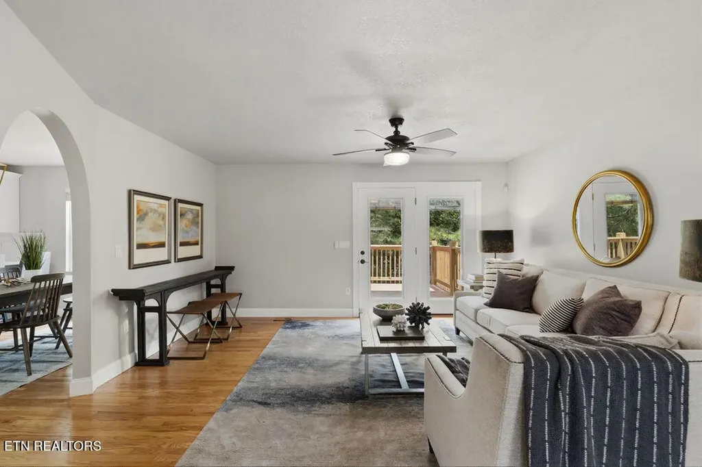 12801 Peach View Drive Knoxville TN 37922