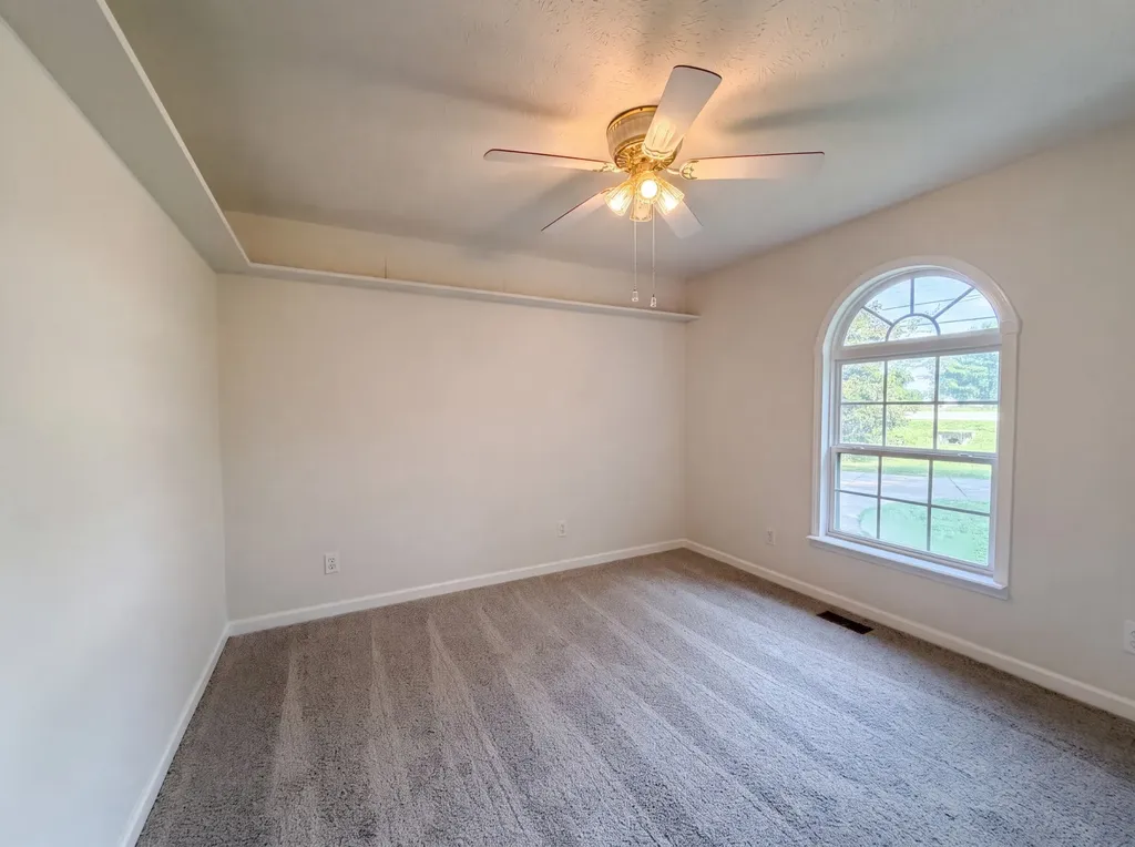 807 W Thompson Lane Murfreesboro TN 37129
