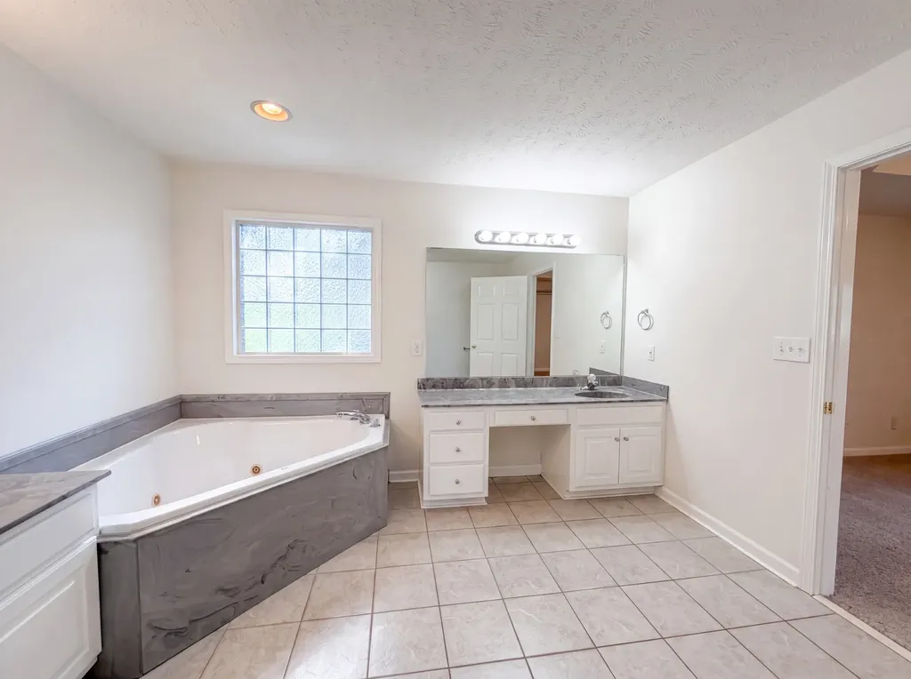 807 W Thompson Lane Murfreesboro TN 37129