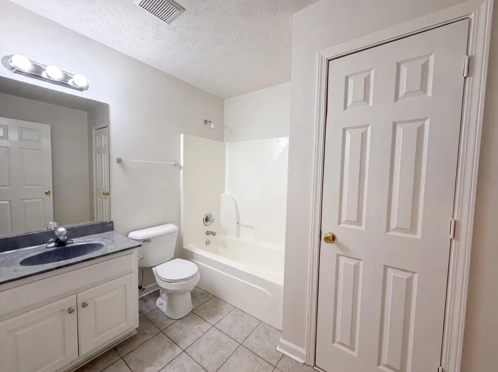 807 W Thompson Lane Murfreesboro TN 37129
