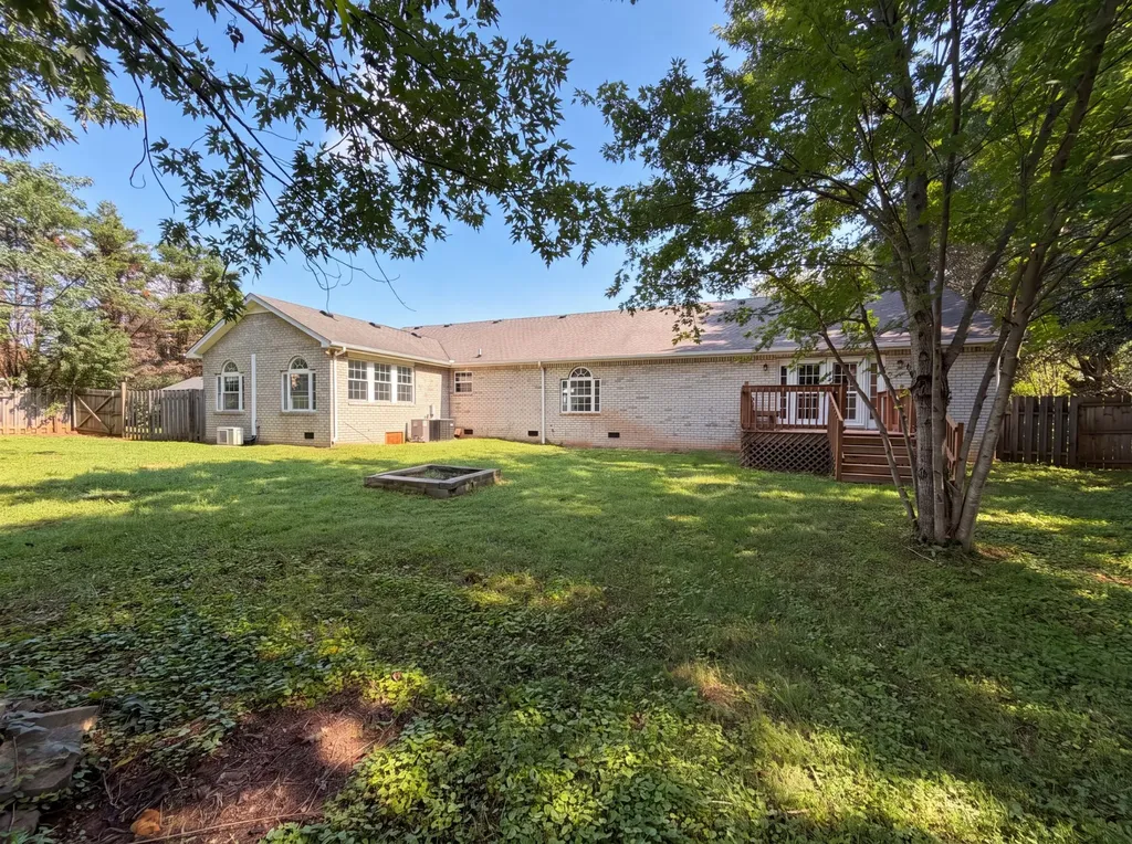 807 W Thompson Lane Murfreesboro TN 37129