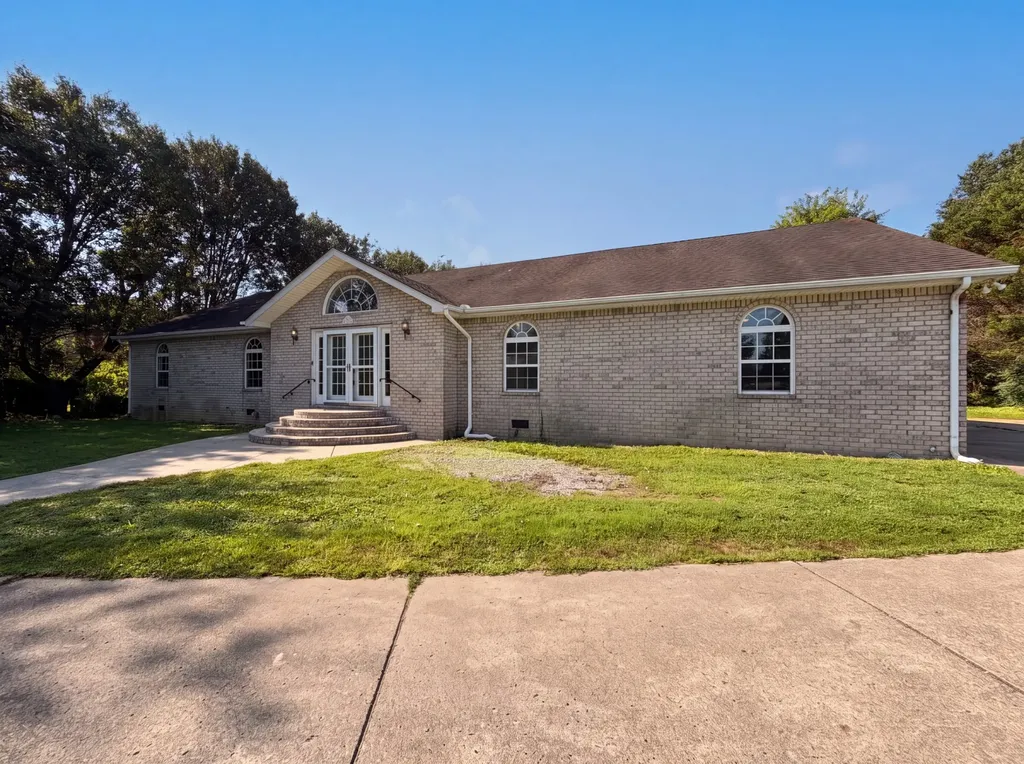 807 W Thompson Lane Murfreesboro TN 37129