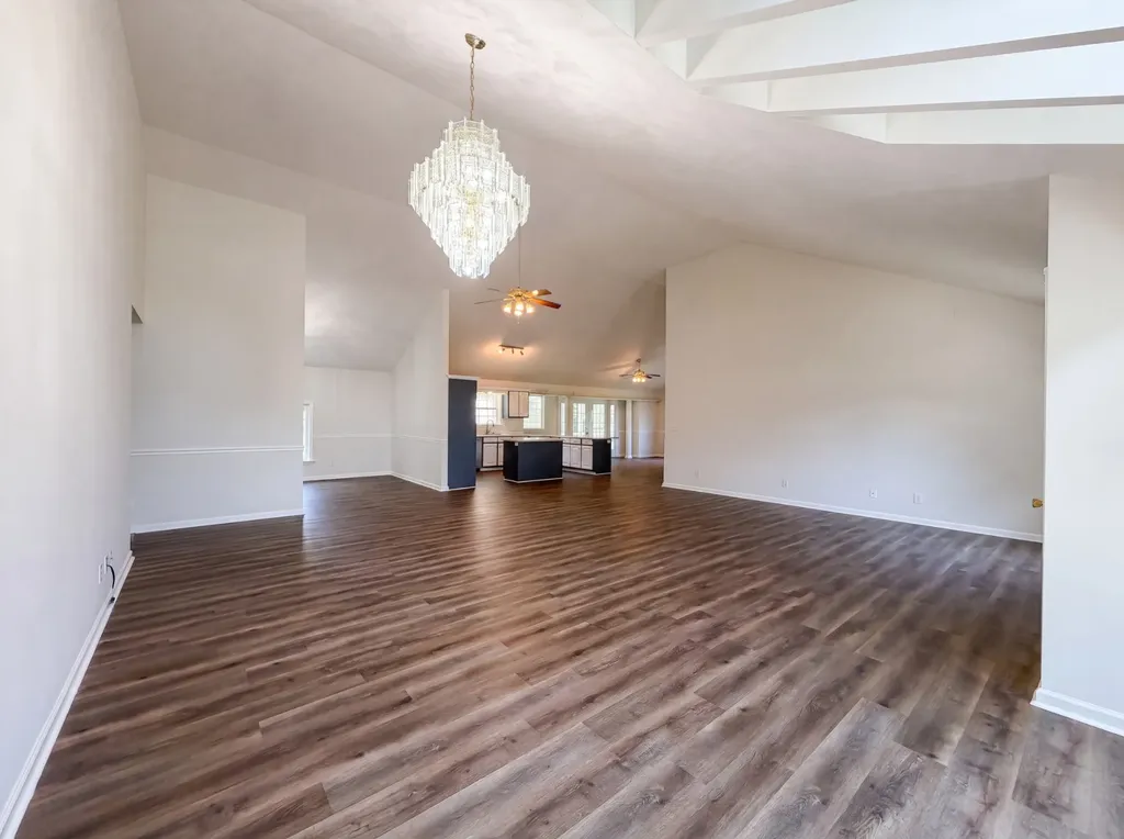 807 W Thompson Lane Murfreesboro TN 37129