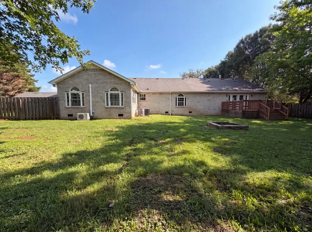 807 W Thompson Lane Murfreesboro TN 37129