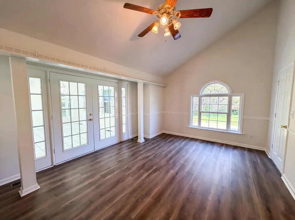 807 W Thompson Lane Murfreesboro TN 37129