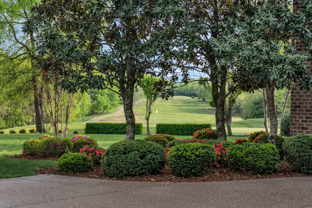 1055 Litchfield Place Gallatin TN 37066