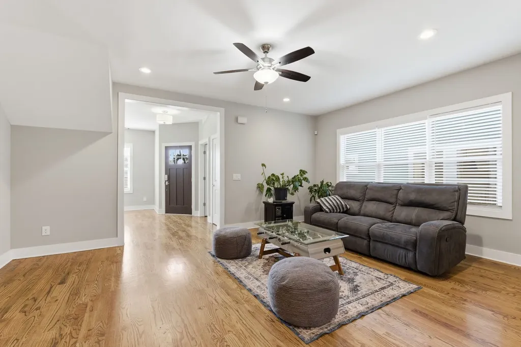 3813 Dr Walter S Davis Boulevard Nashville TN 37209