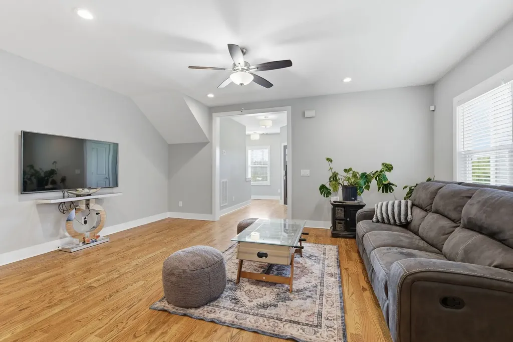 3813 Dr Walter S Davis Boulevard Nashville TN 37209