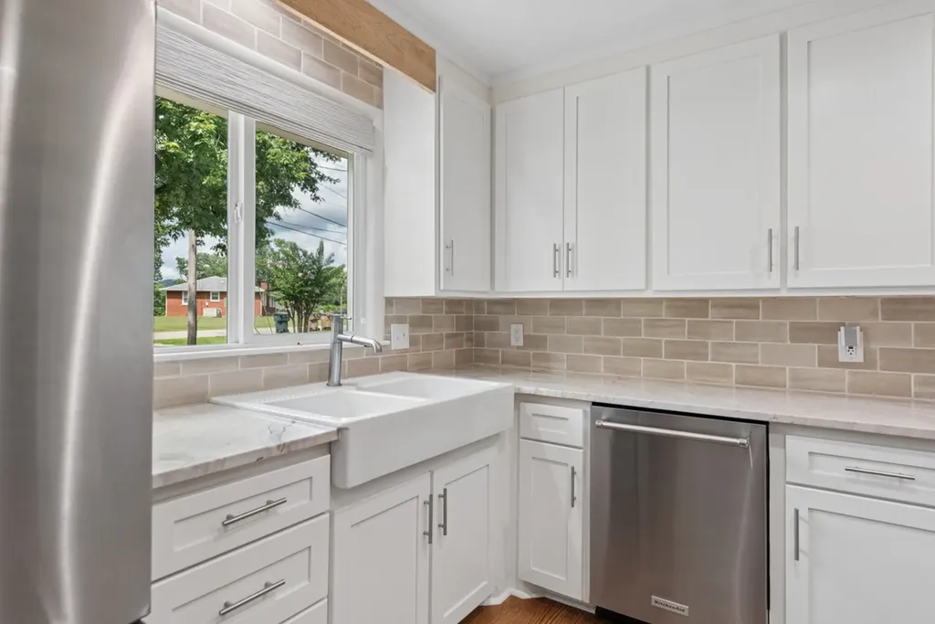 5004 Danby Drive Nashville TN 37211