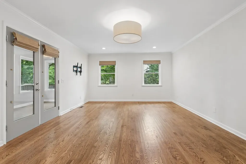 5004 Danby Drive Nashville TN 37211
