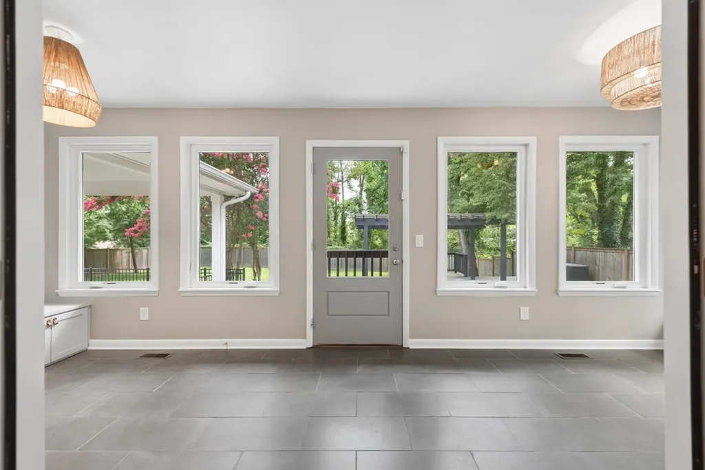 5004 Danby Drive Nashville TN 37211