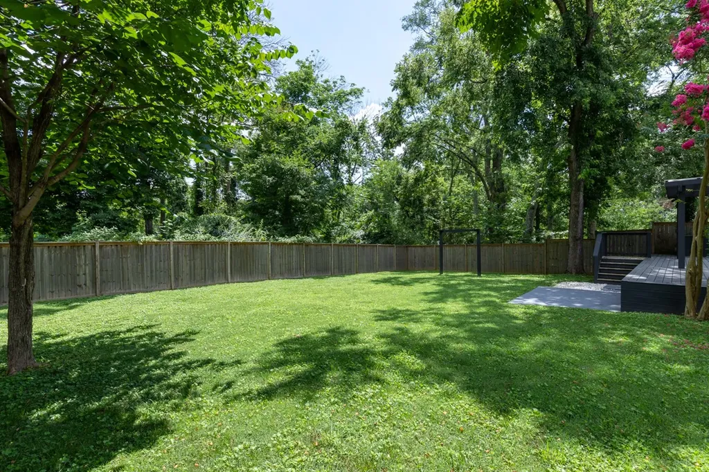 5004 Danby Drive Nashville TN 37211