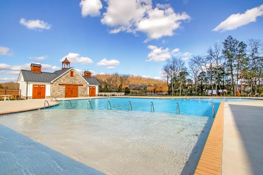 250 Cloverbrook Way Gallatin TN 37066
