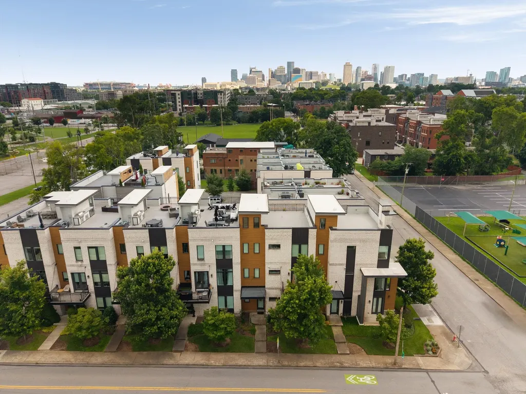321 Garfield Street Nashville TN 37208