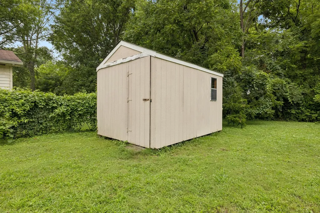 7010 Bonnavent Drive Hermitage TN 37076