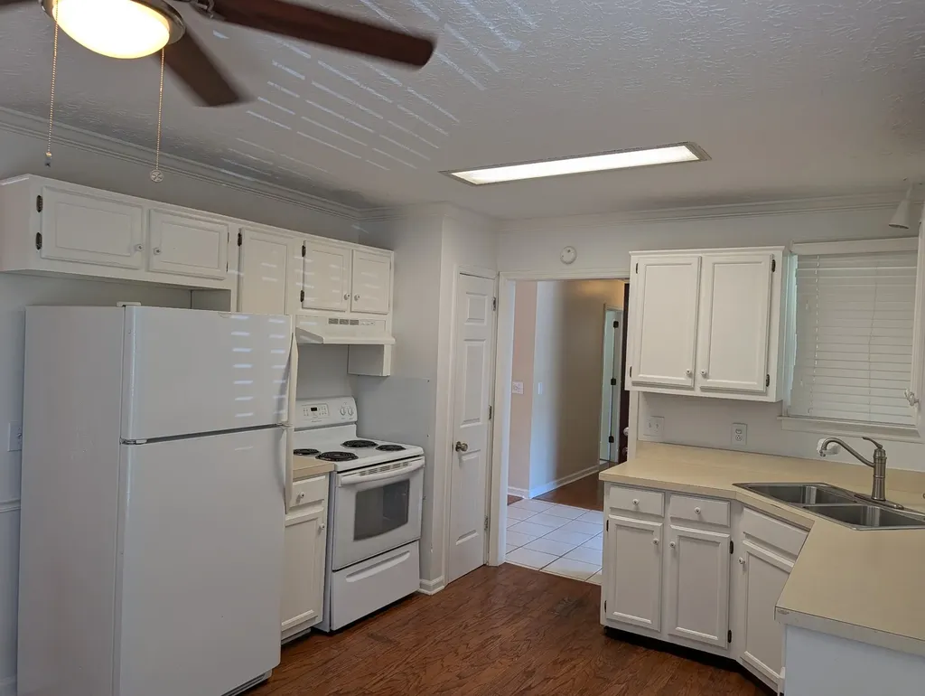 102 Post Oak Road Hendersonville TN 37075