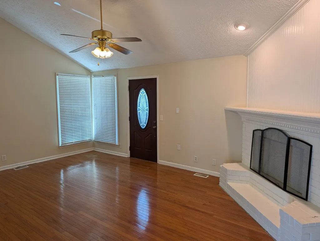 102 Post Oak Road Hendersonville TN 37075