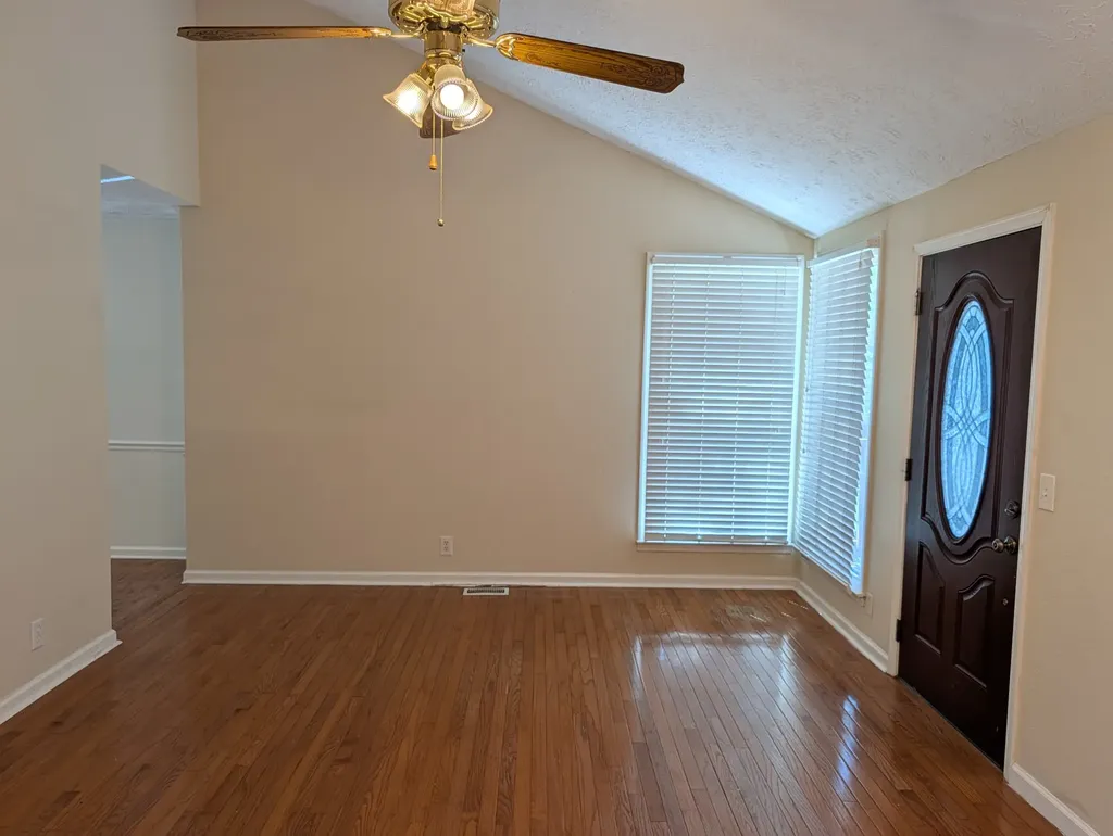 102 Post Oak Road Hendersonville TN 37075