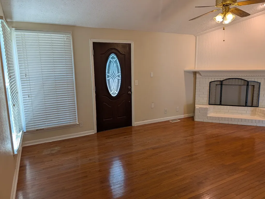 102 Post Oak Road Hendersonville TN 37075