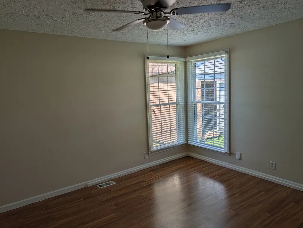 102 Post Oak Road Hendersonville TN 37075