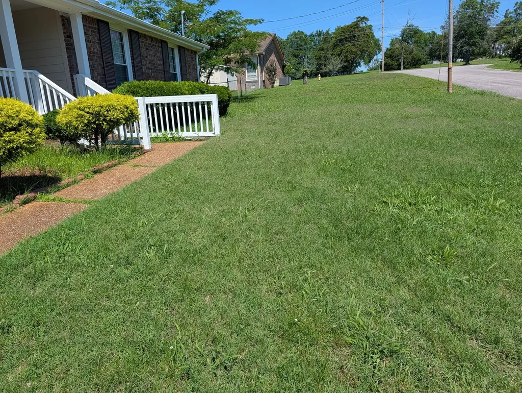 102 Post Oak Road Hendersonville TN 37075