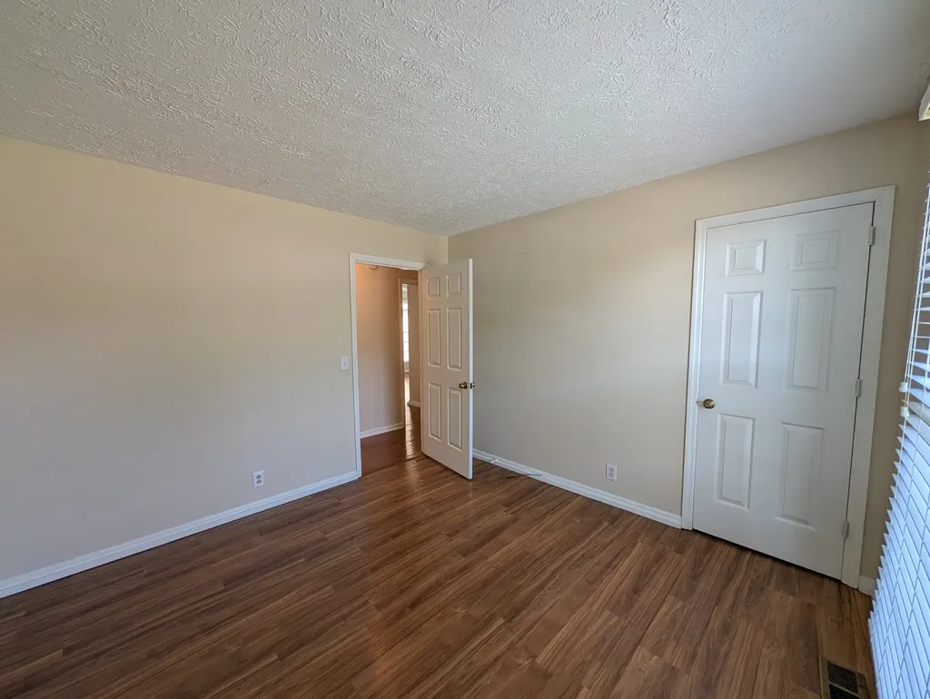 102 Post Oak Road Hendersonville TN 37075