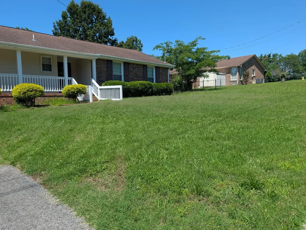 102 Post Oak Road Hendersonville TN 37075