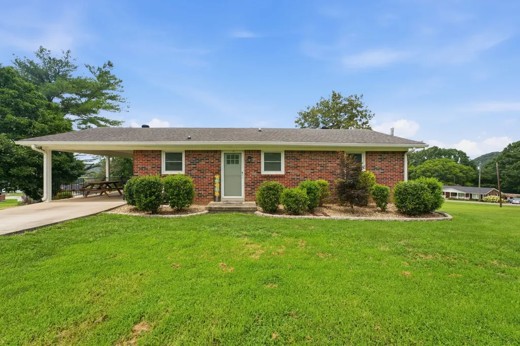 43 Tanglewood Road Carthage TN 37030