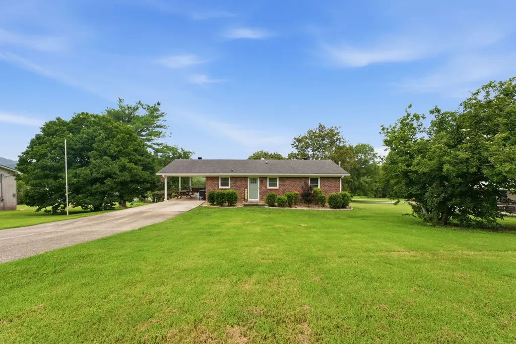 43 Tanglewood Road Carthage TN 37030