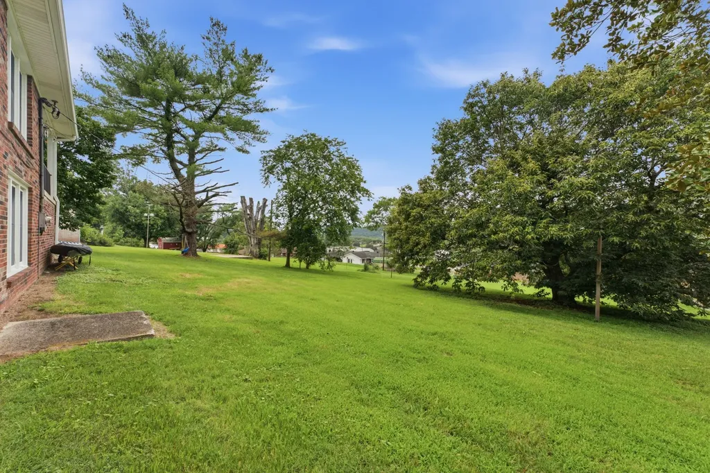 43 Tanglewood Road Carthage TN 37030