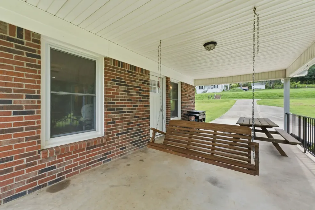43 Tanglewood Road Carthage TN 37030