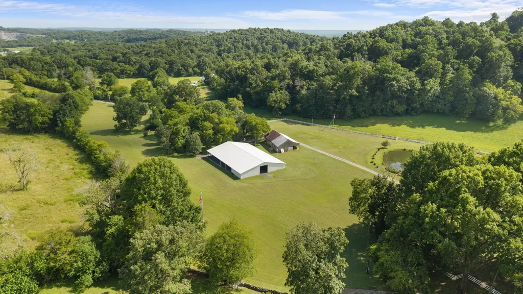 54 Warden Road Fayetteville TN 37334