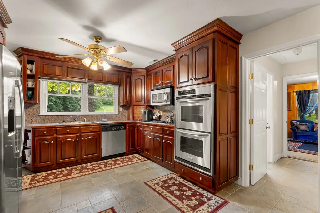 54 Warden Road Fayetteville TN 37334