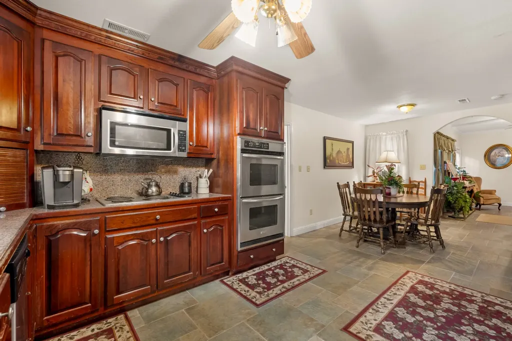 54 Warden Road Fayetteville TN 37334