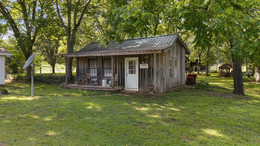54 Warden Road Fayetteville TN 37334