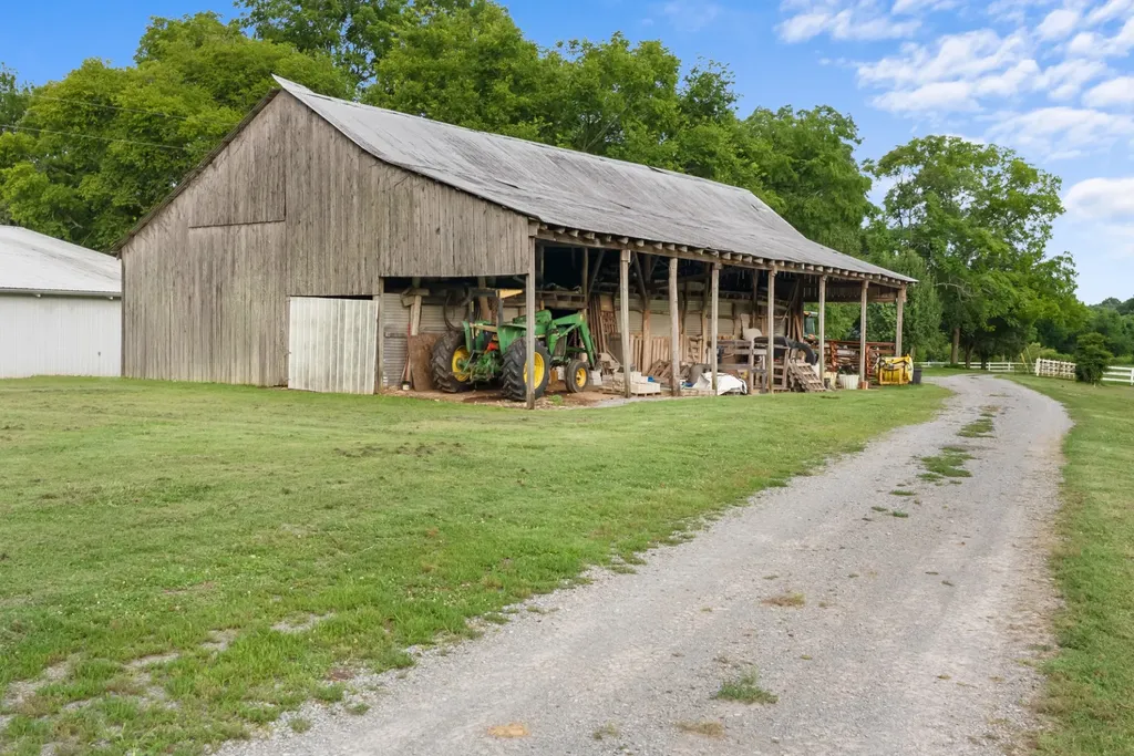54 Warden Road Fayetteville TN 37334