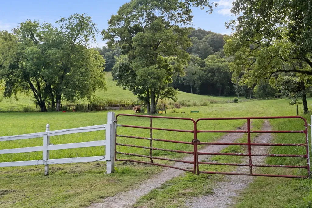 54 Warden Road Fayetteville TN 37334