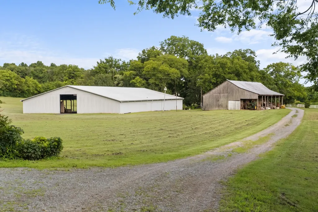 54 Warden Road Fayetteville TN 37334
