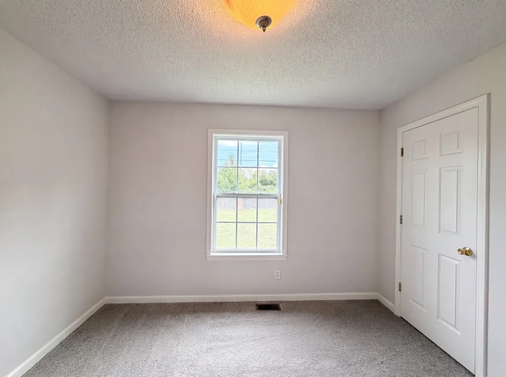 234 Grassmire Drive Clarksville TN 37042