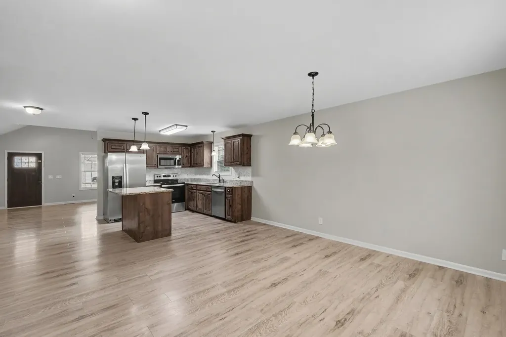 118 Blue Grass Drive Shelbyville TN 37160