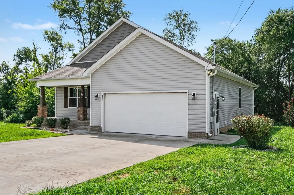 118 Blue Grass Drive Shelbyville TN 37160